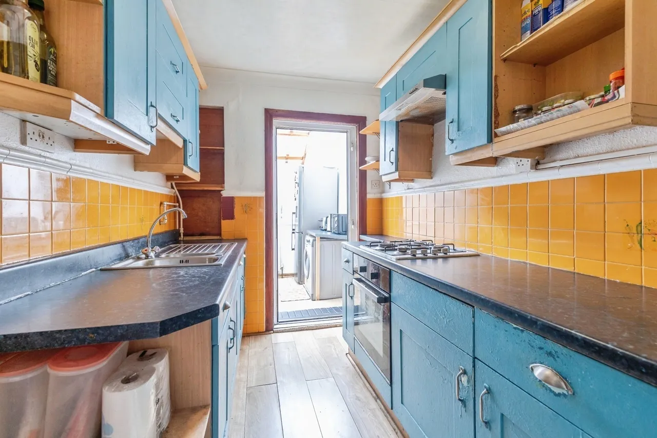 Watling Avenue, Chatham, ME5, photo 14