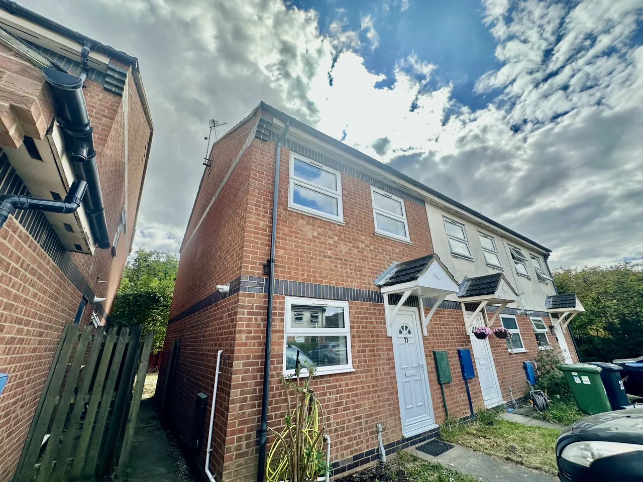 2 bed house to rent, The Maples, Peterborough, PE1
