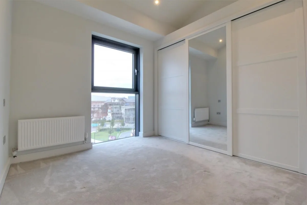 St. Ann Way, Gloucester, GL1, photo 3