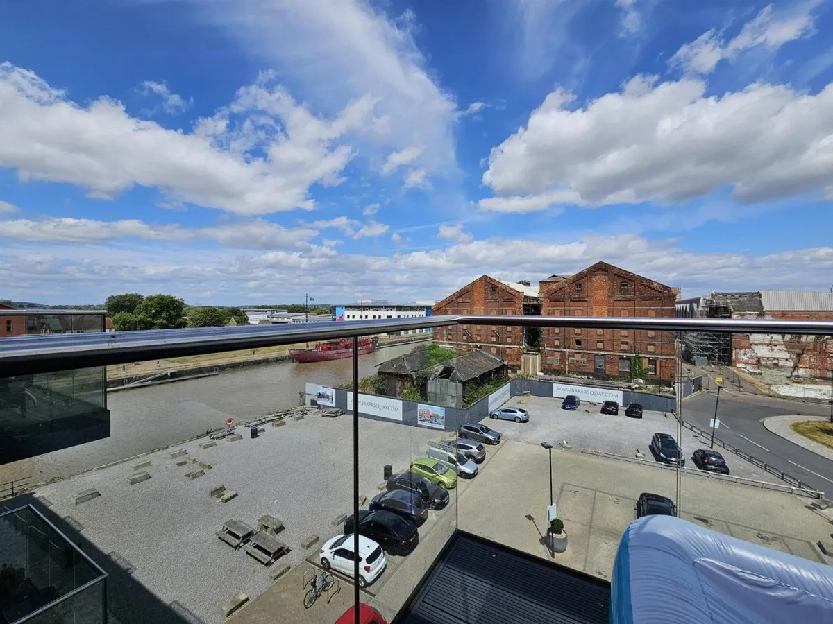 St. Ann Way, Gloucester, GL1, photo 8
