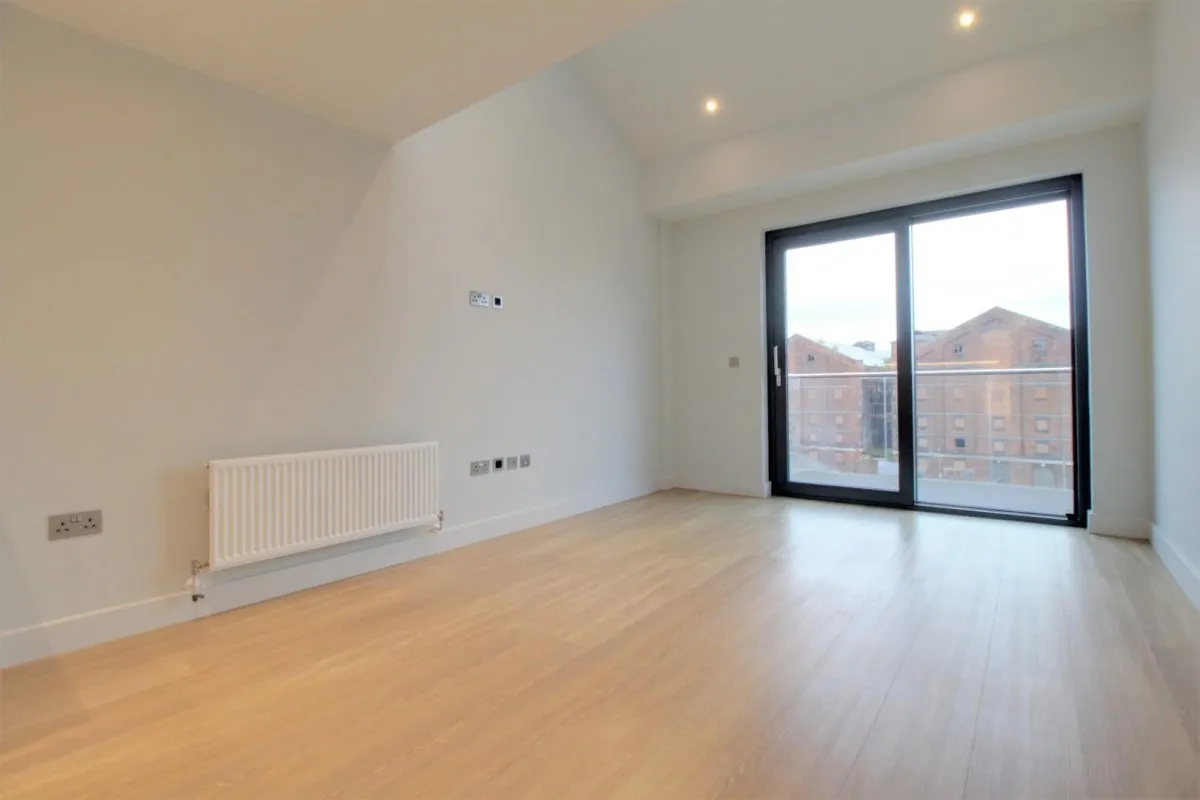 St. Ann Way, Gloucester, GL1, photo 4