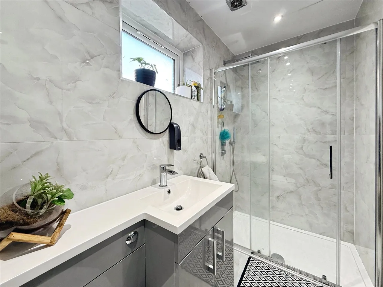 Barnes Road, Frimley, GU16, photo 3