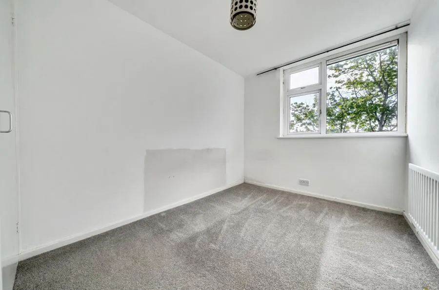 South Lynn Crescent, Bracknell, RG12, photo 9