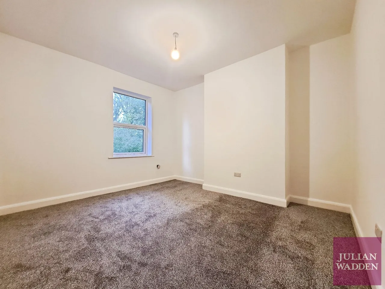 Offerton Lane, Offerton, SK2, photo 4