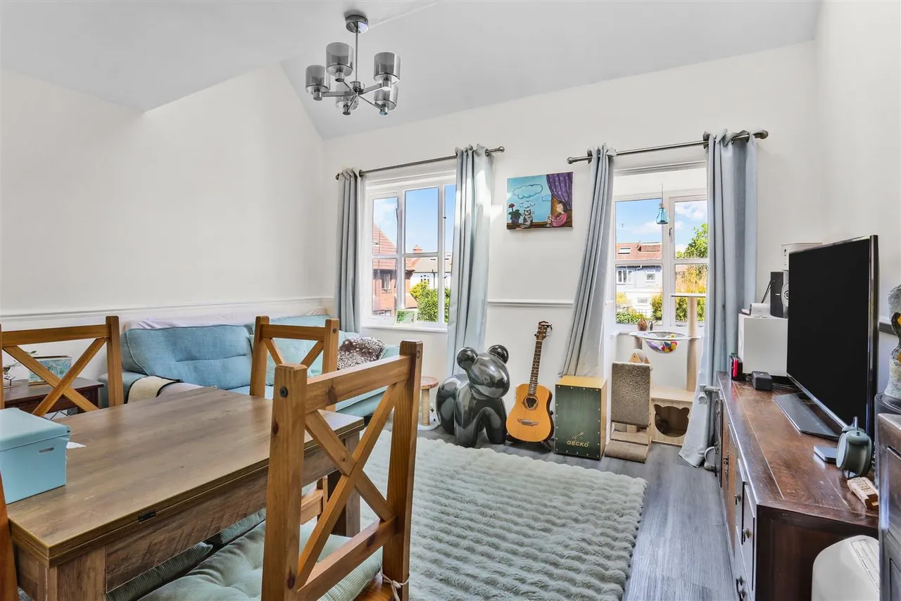 Ennerdale Close, Cheam, SM1, photo 4