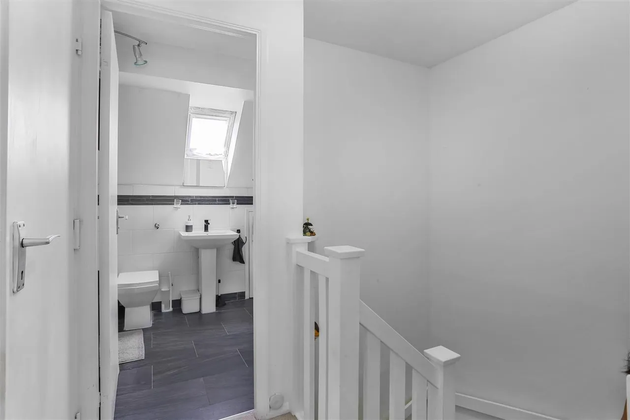 Ennerdale Close, Cheam, SM1, photo 6