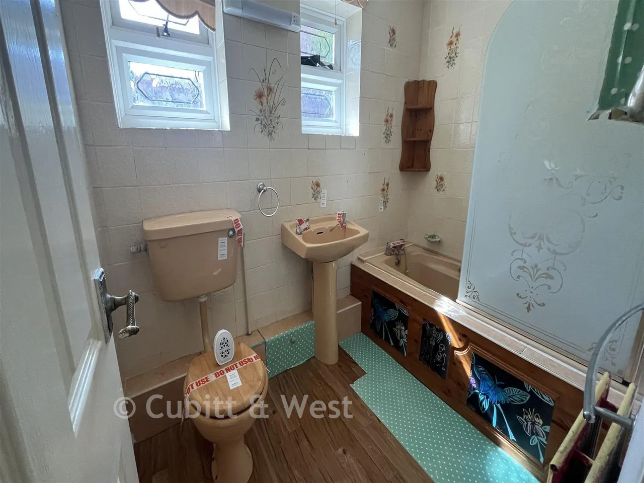 Rectory Close, Ewhurst, GU6, photo 10