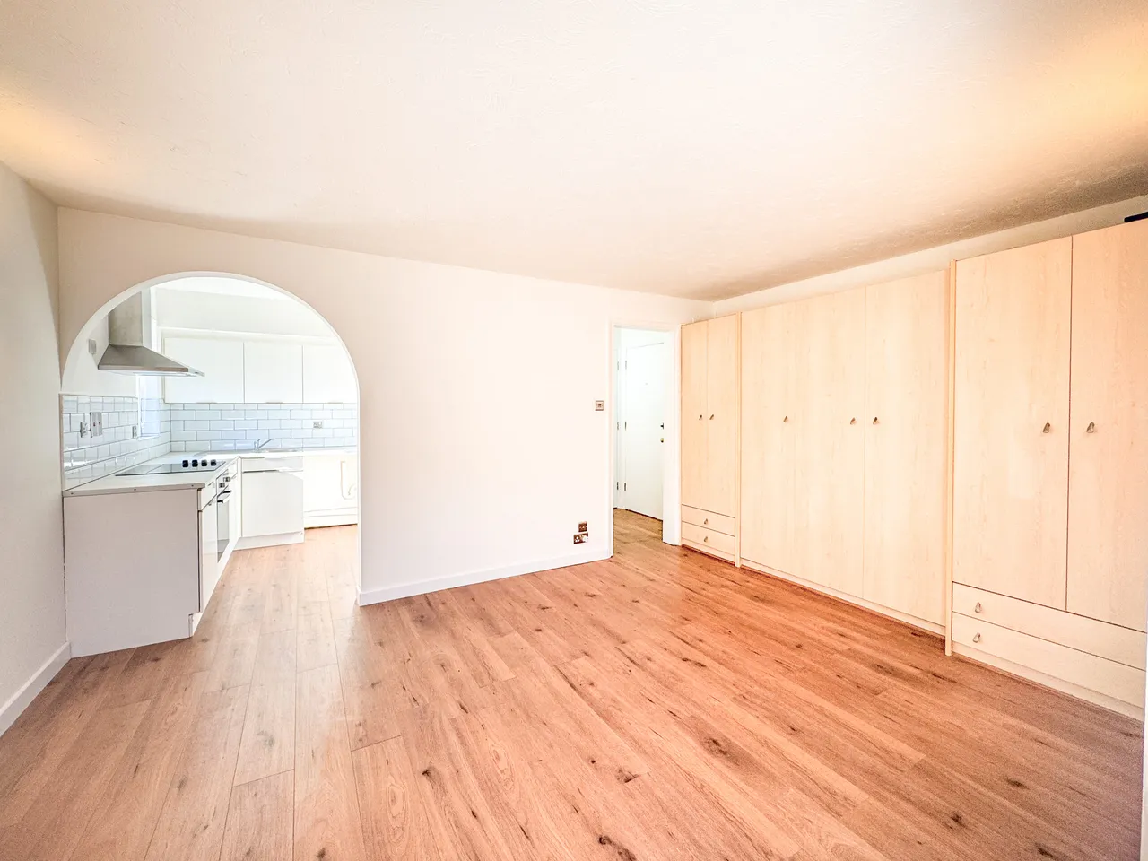 Pavilion Way, Edgware, HA8, photo 4