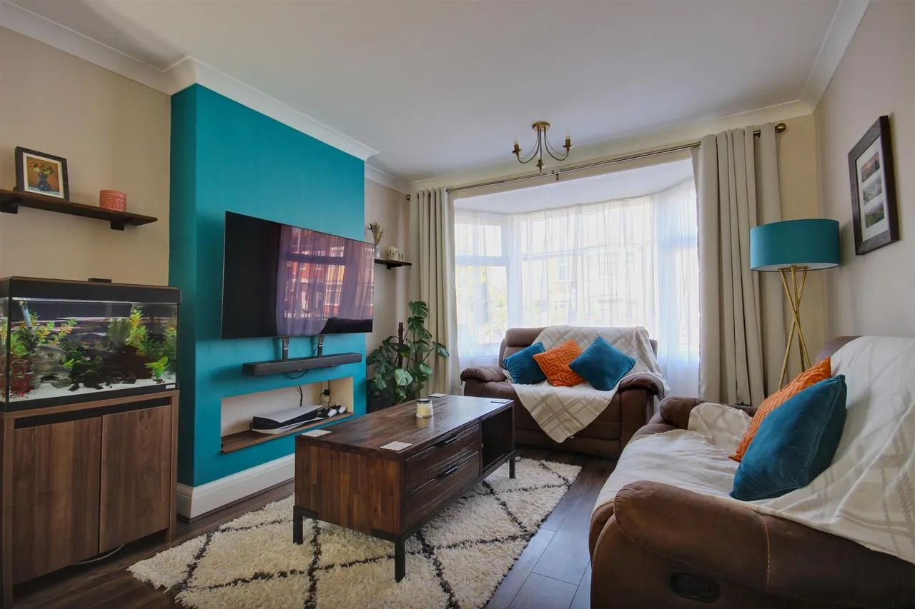 Westwood Drive, Anlaby Common, photo 2