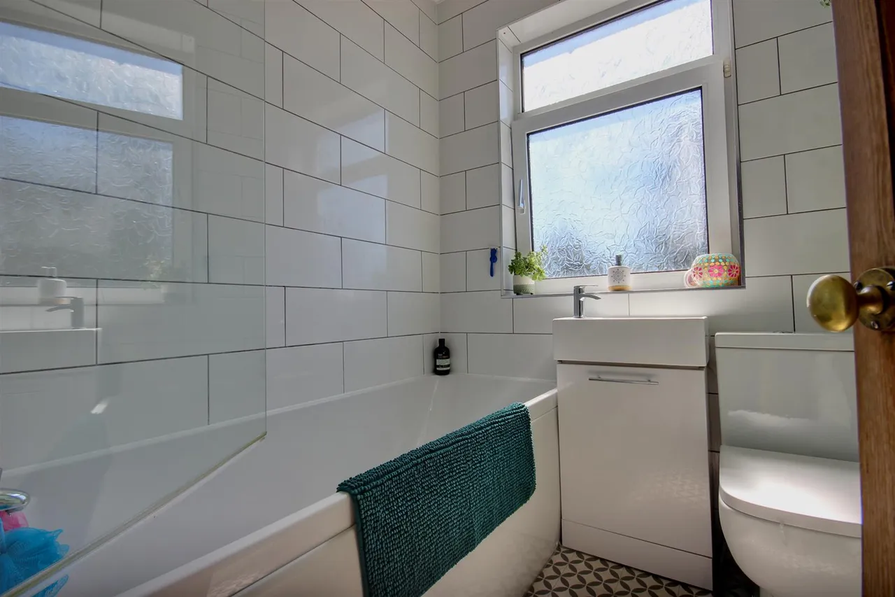 Westwood Drive, Anlaby Common, photo 9