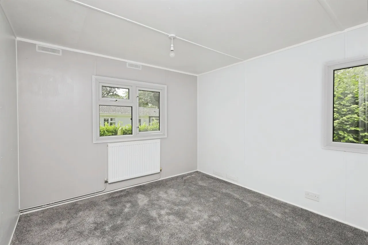 Deanland Wood Park, Golden Cross, Hailsham, photo 9