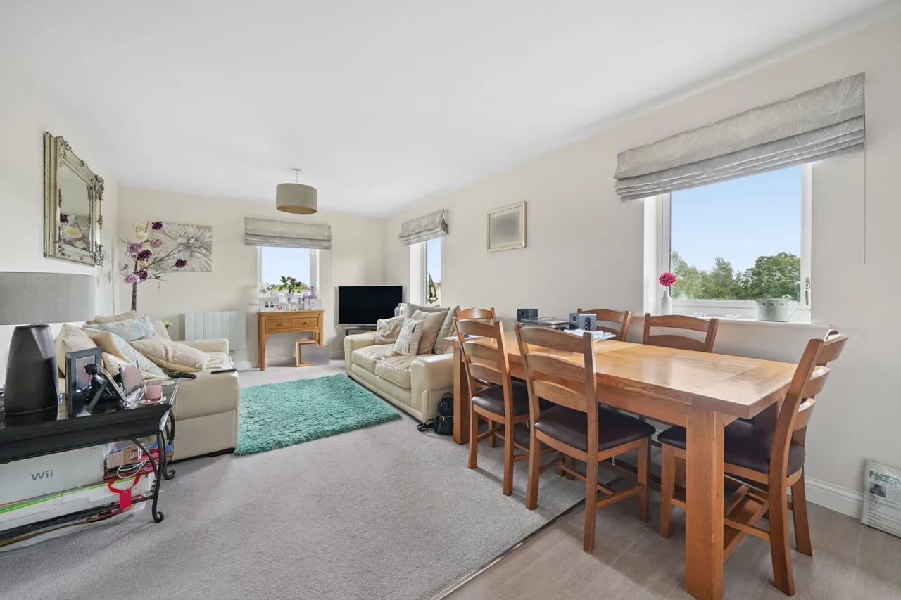Guild Close, Witney, OX28, photo 5