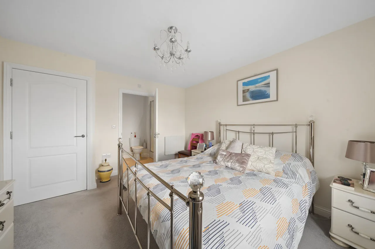 Guild Close, Witney, OX28, photo 8
