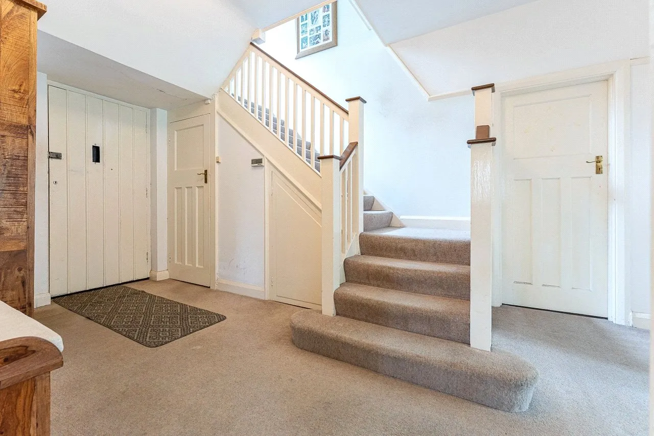 Firs Road, Kenley, CR8, photo 16