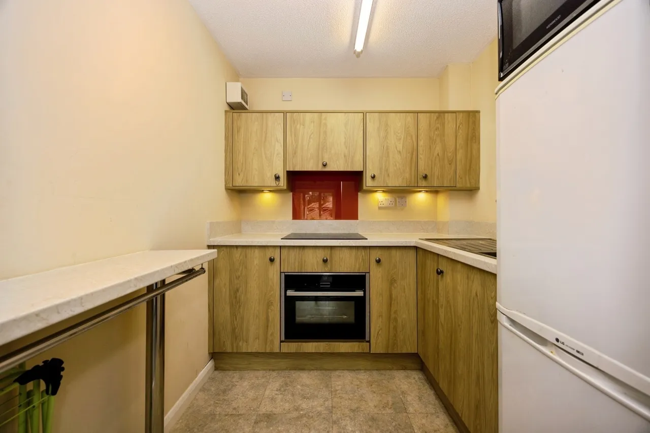 Summers Road, Godalming, GU7, photo 4