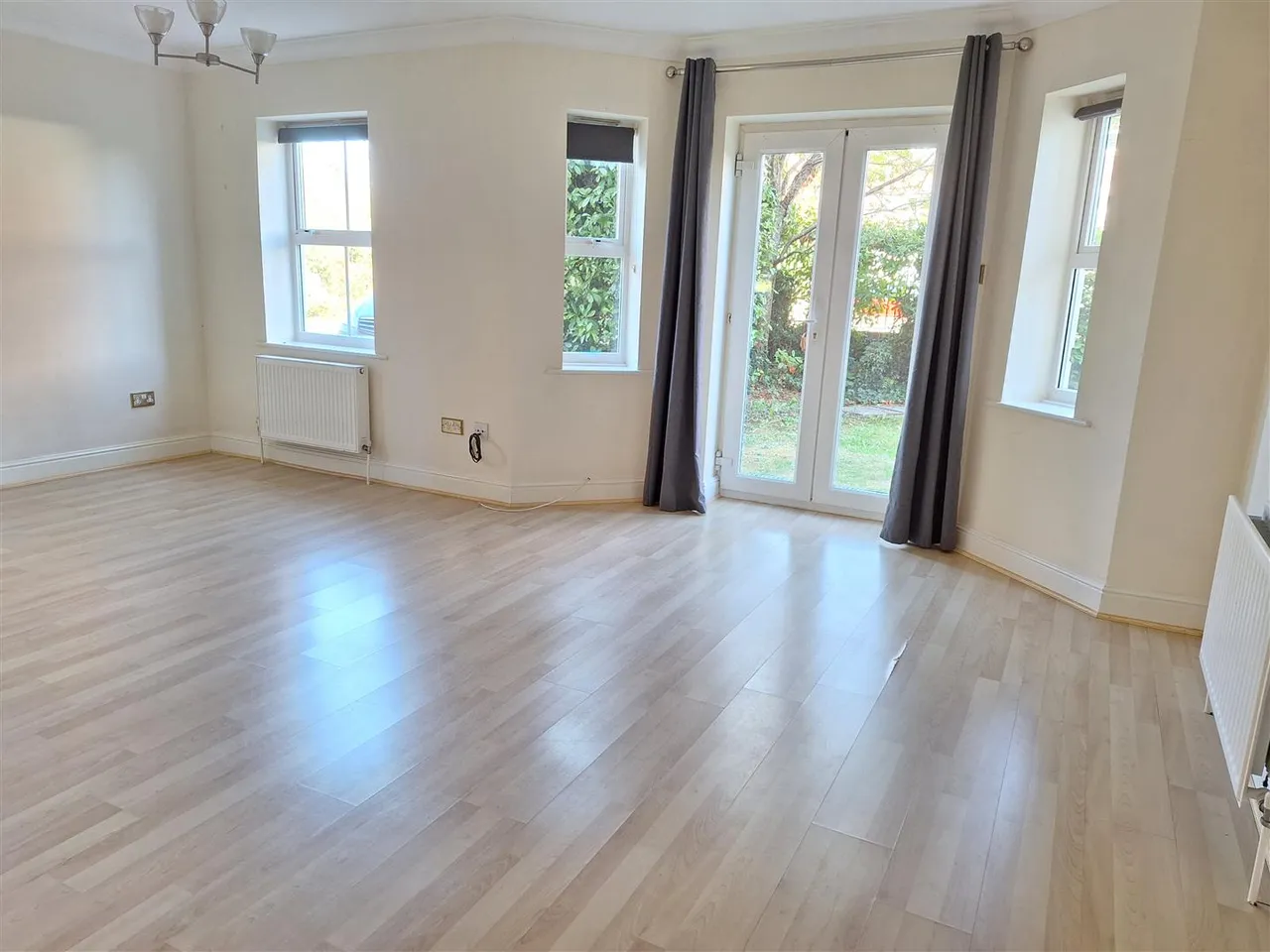 Abbotsmead Place, Caversham, RG4, photo 3