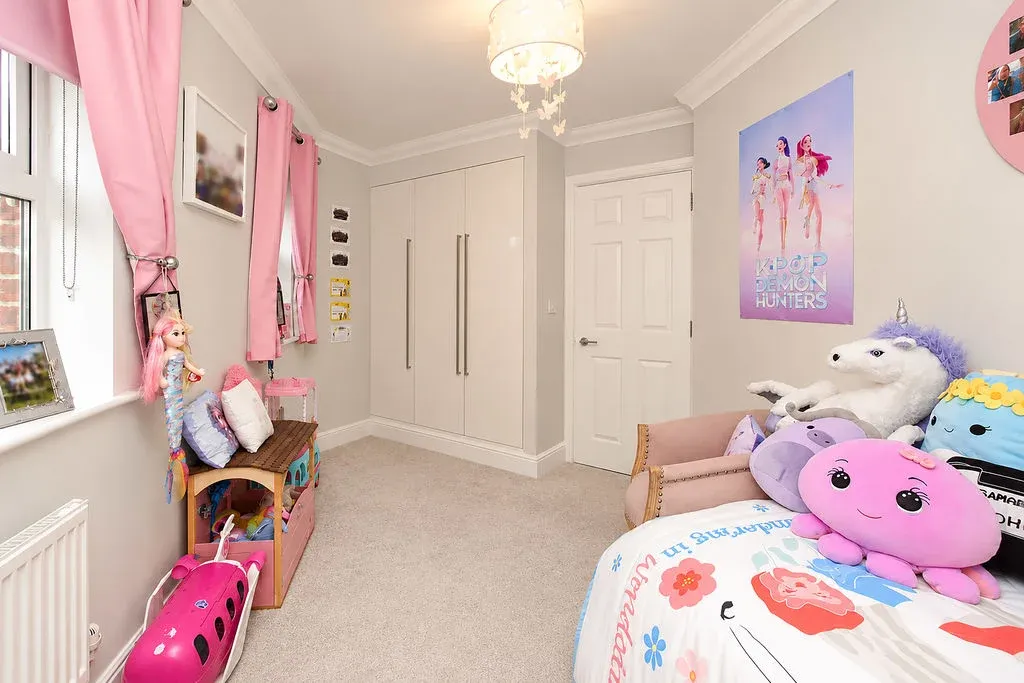 Tamarisk Way, Weston Turville, HP22, photo 9