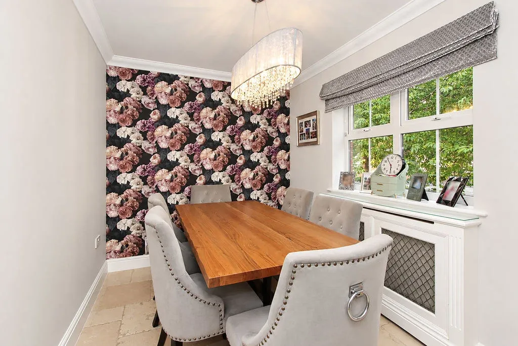 Tamarisk Way, Weston Turville, HP22, photo 5