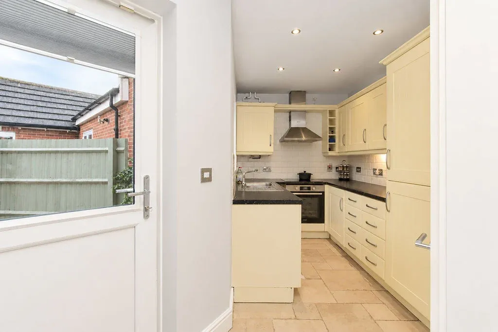 Tamarisk Way, Weston Turville, HP22, photo 20