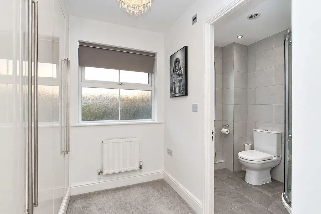 Tamarisk Way, Weston Turville, HP22, photo 18