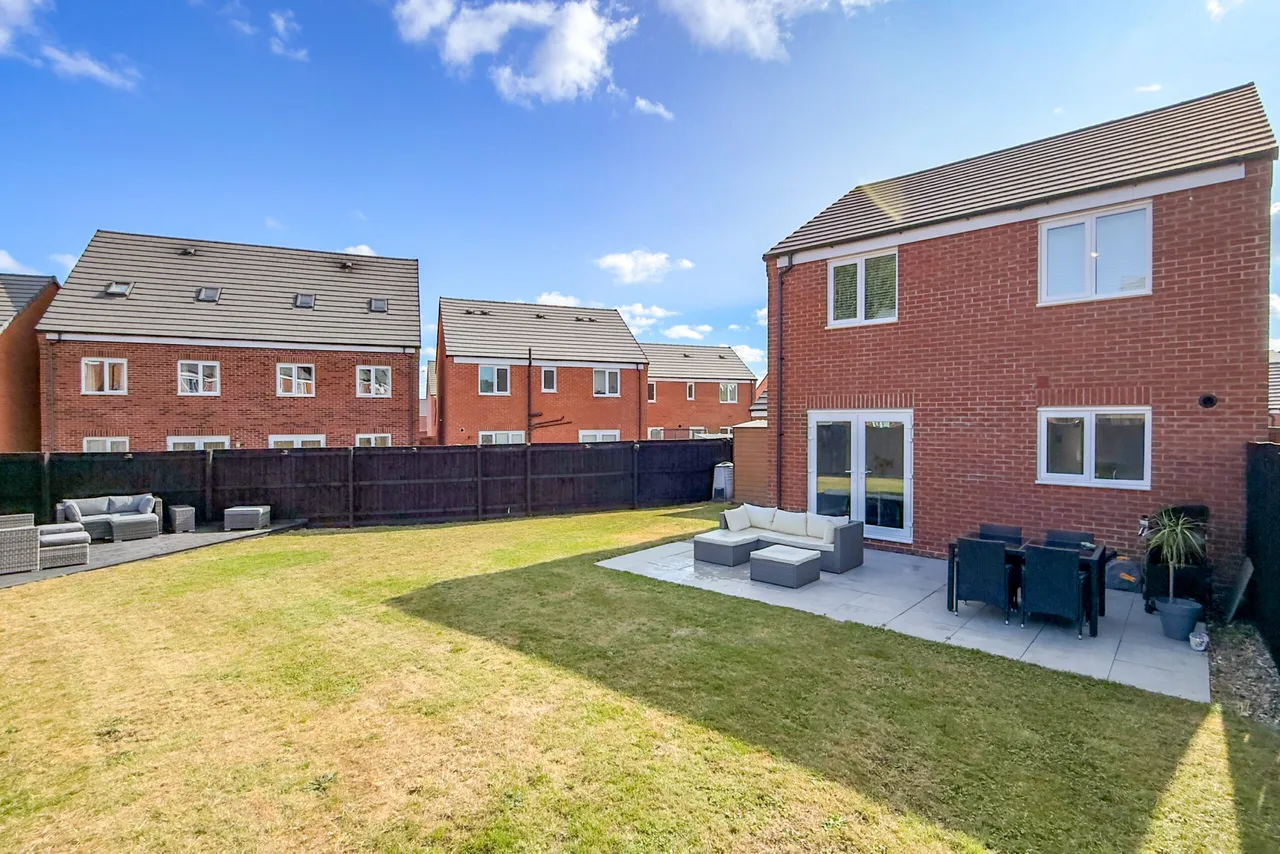 Chaffinch Drive, Shepshed, Loughborough, Loughborough, LE12 9FZ, photo 17