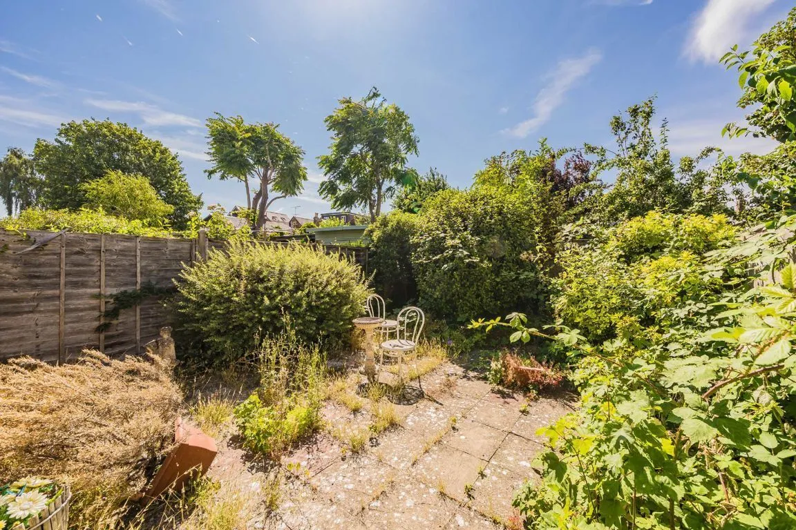 Deacon Road, KT2, photo 4