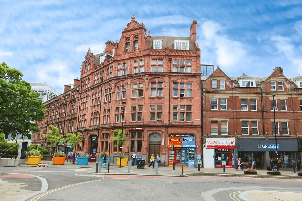 2 bed flat for sale — Pinstone Street, Sheffield, South Yorkshire, S1
