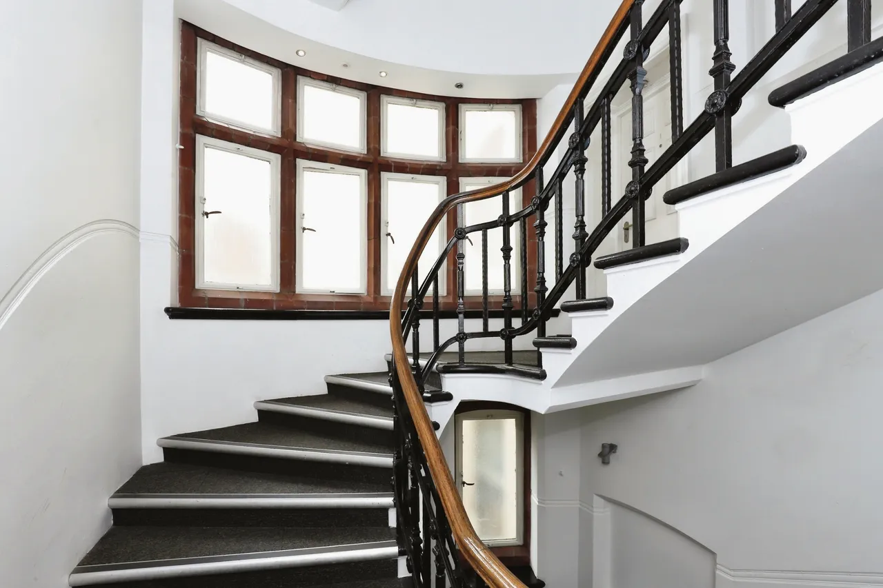 Pinstone Street, Sheffield, South Yorkshire, S1, photo 5