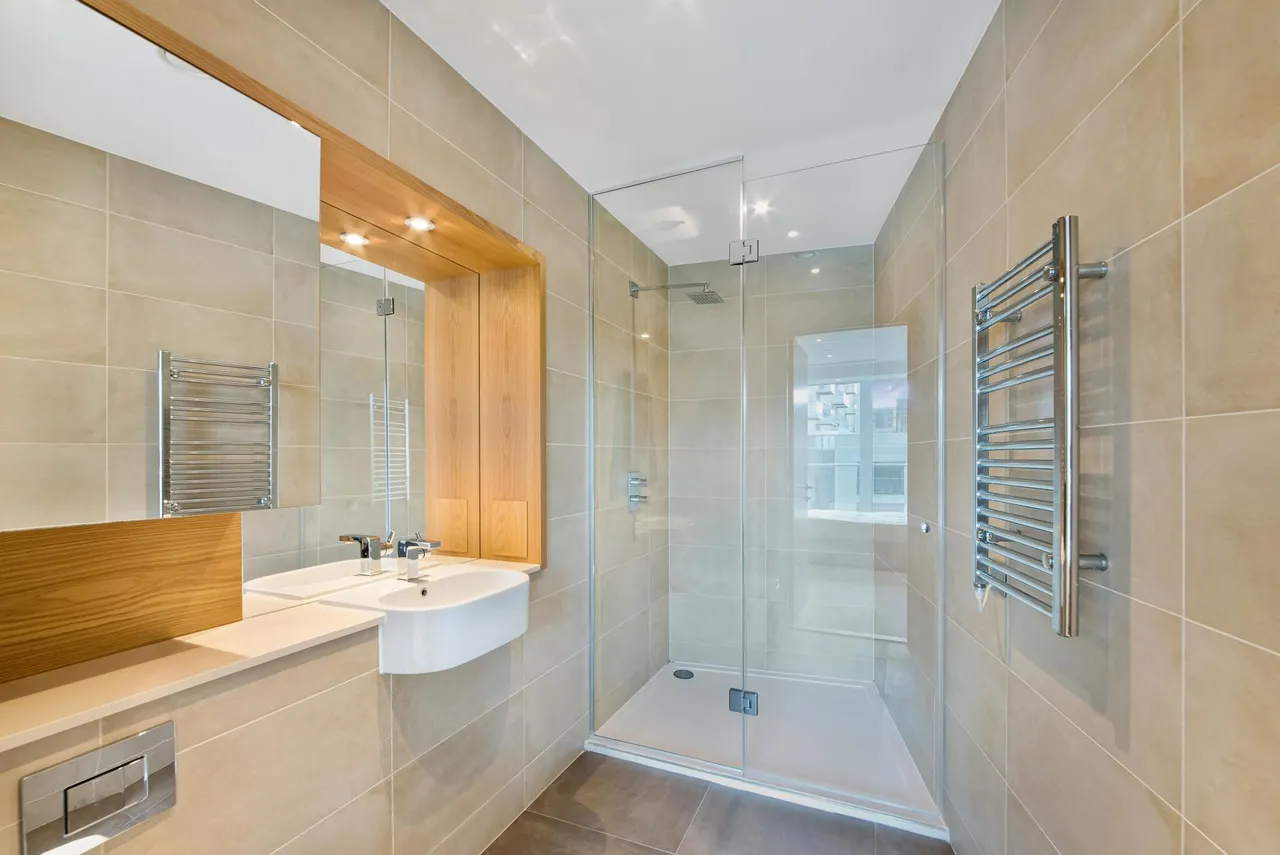 Arena Tower, Crossharbour Plaza, E14, photo 13