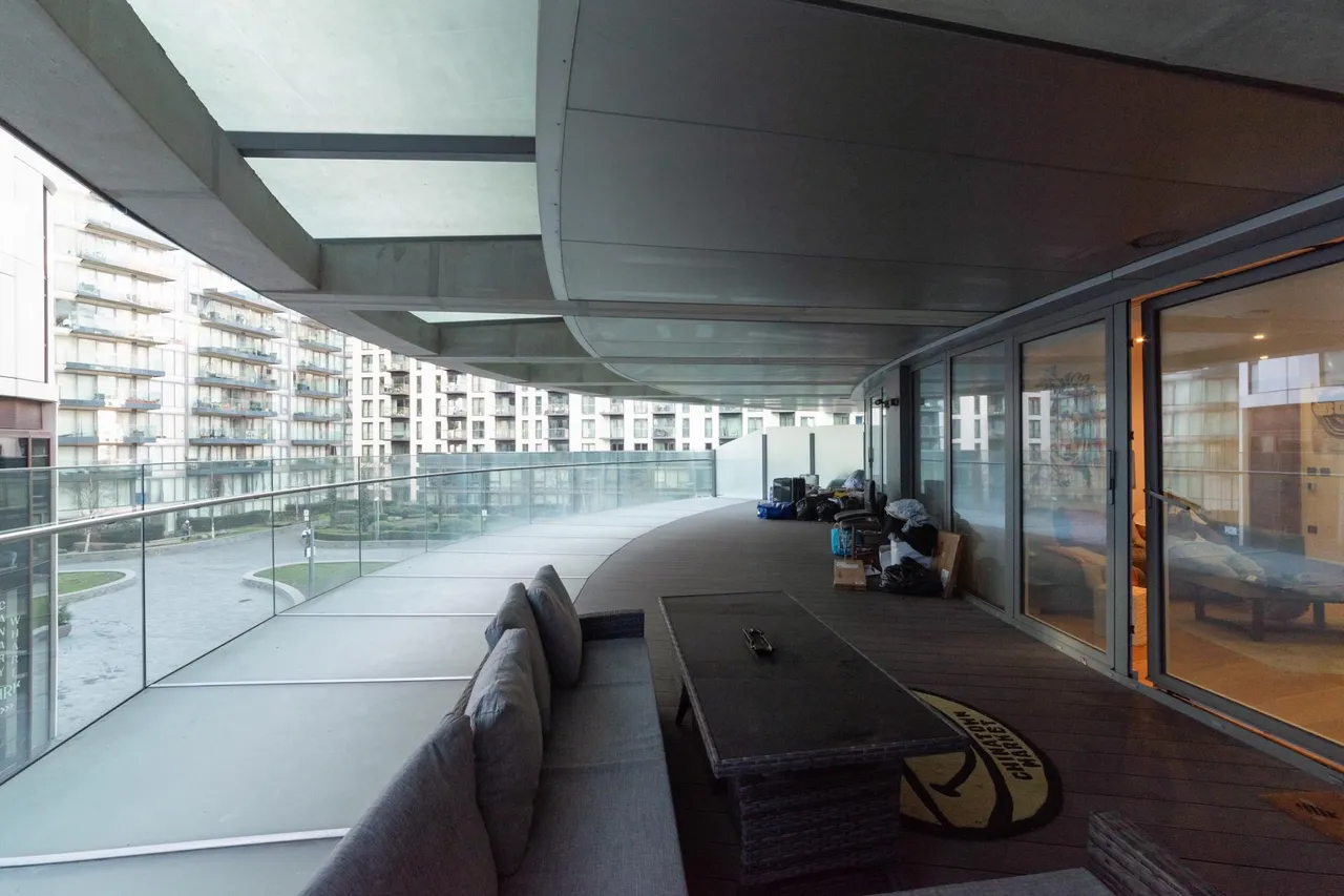 Arena Tower, Crossharbour Plaza, E14, photo 14