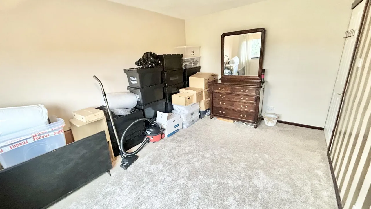 Heald Lane, Weir, OL13, photo 26