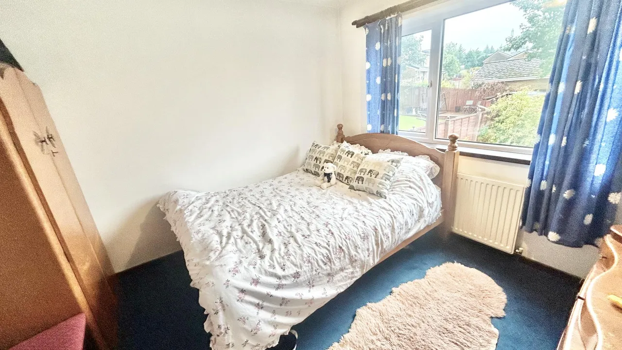 Heald Lane, Weir, OL13, photo 23