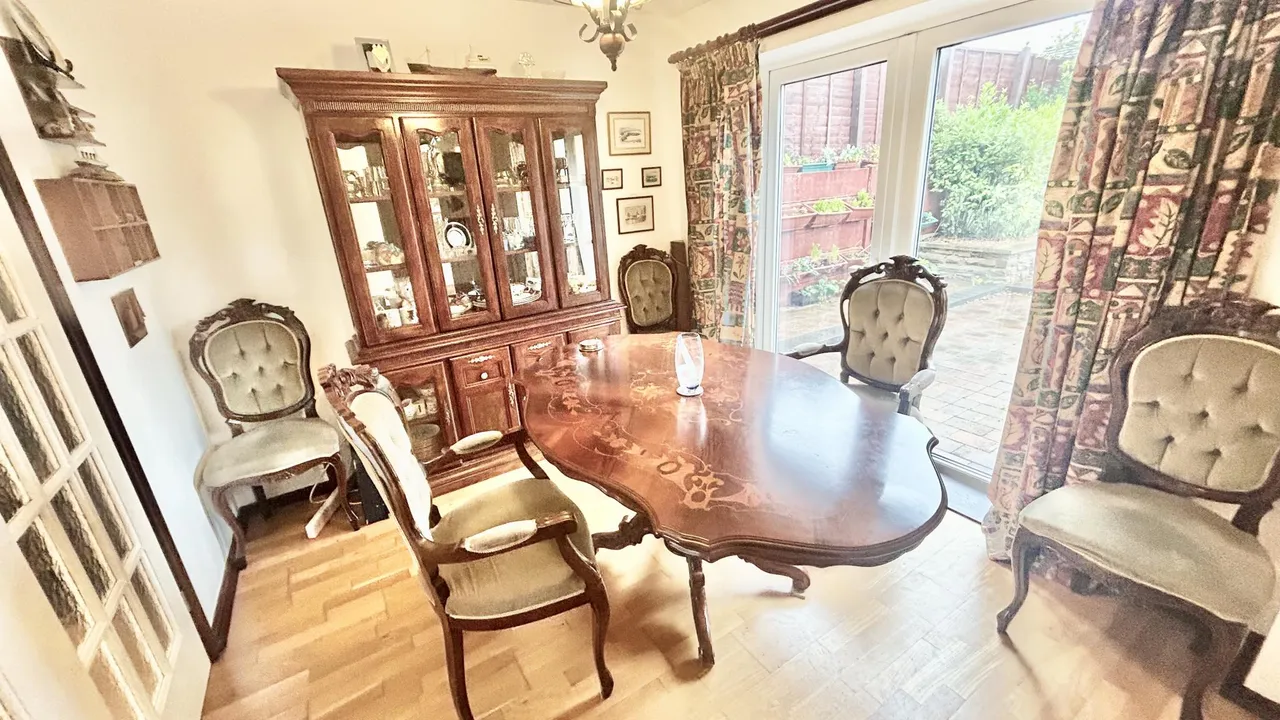 Heald Lane, Weir, OL13, photo 5