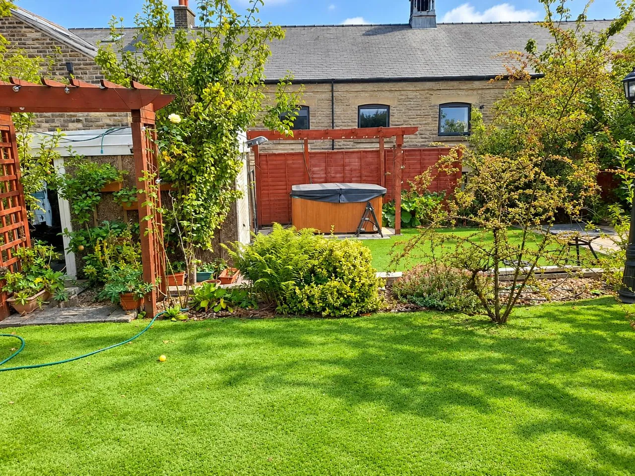 Heald Lane, Weir, OL13, photo 19