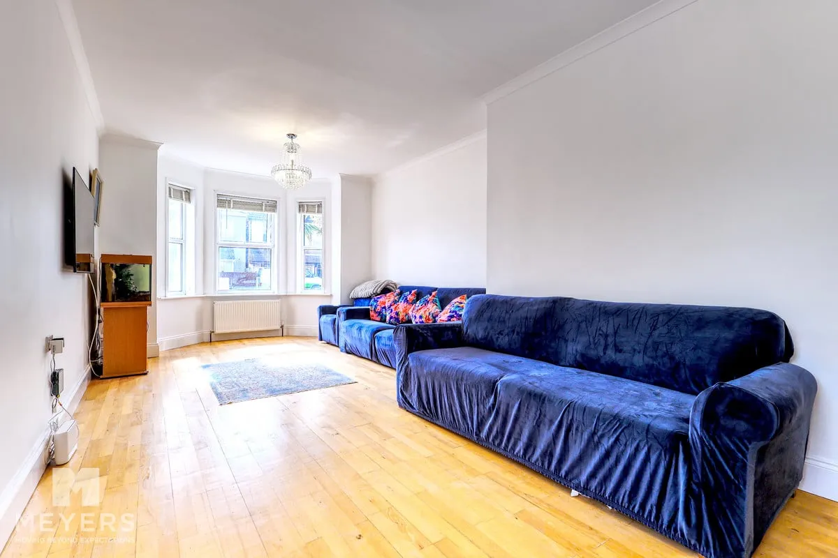 Castlemain Avenue, Bournemouth, BH6, photo 3