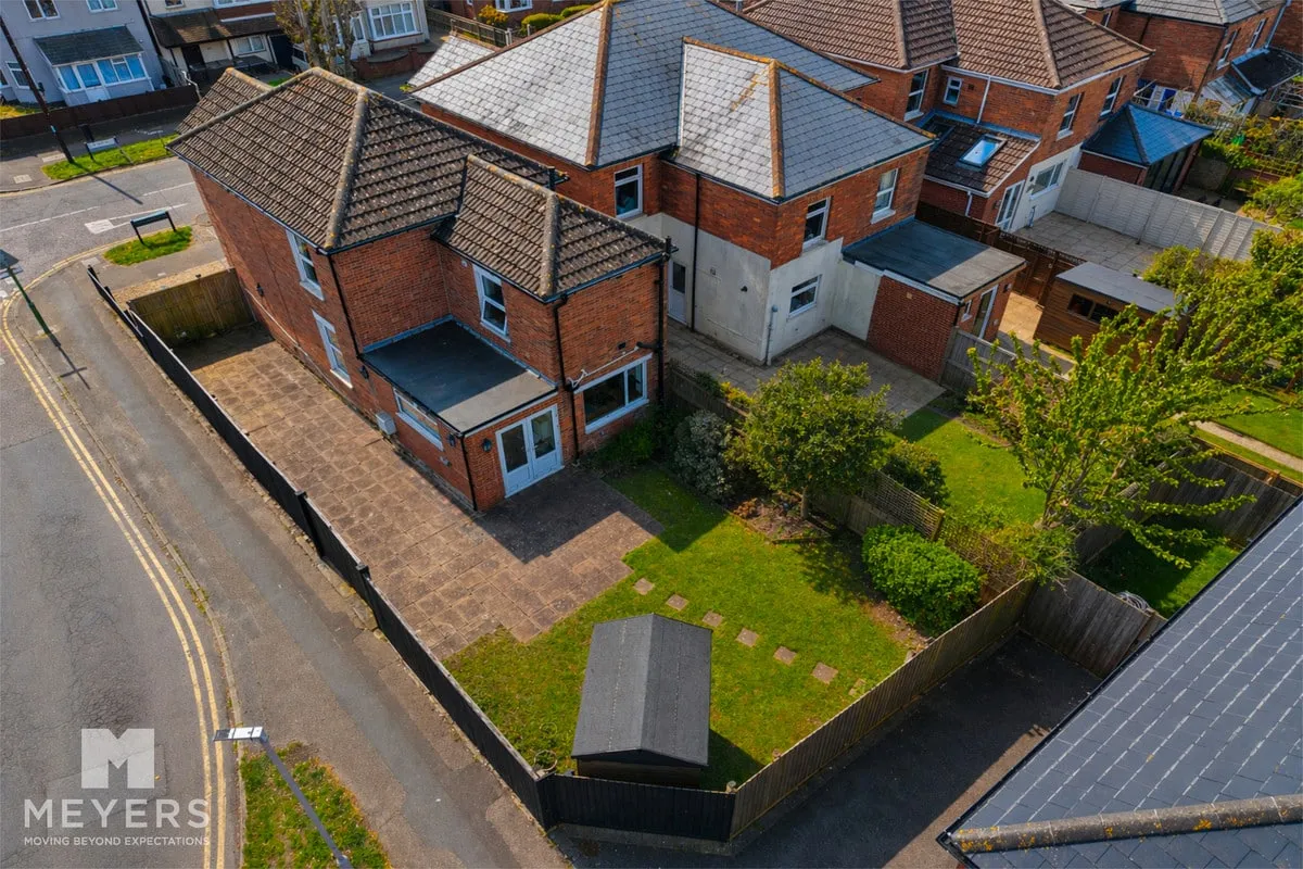 Castlemain Avenue, Bournemouth, BH6, photo 2
