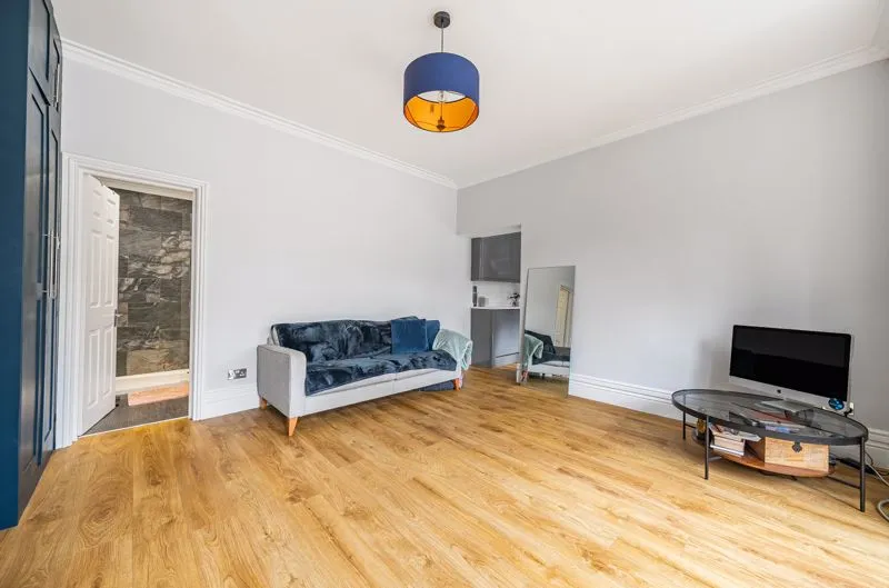 Foxley Lane, Purley CR8 3EE, photo 3