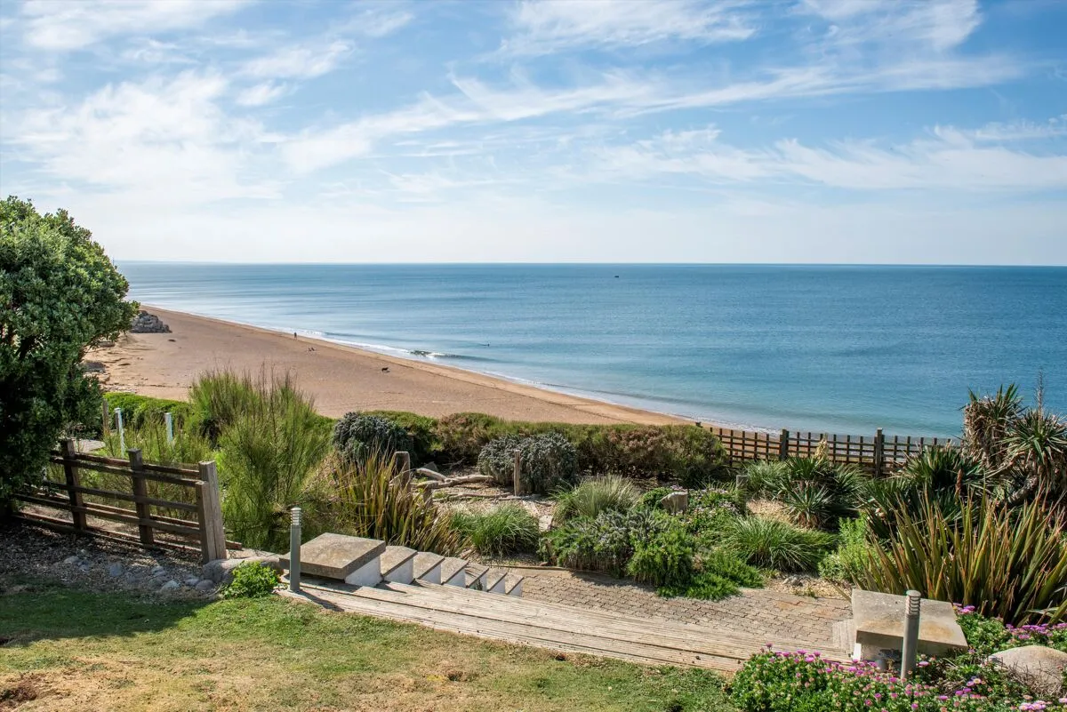 Cliff Road, Burton Bradstock, DT6, photo 2