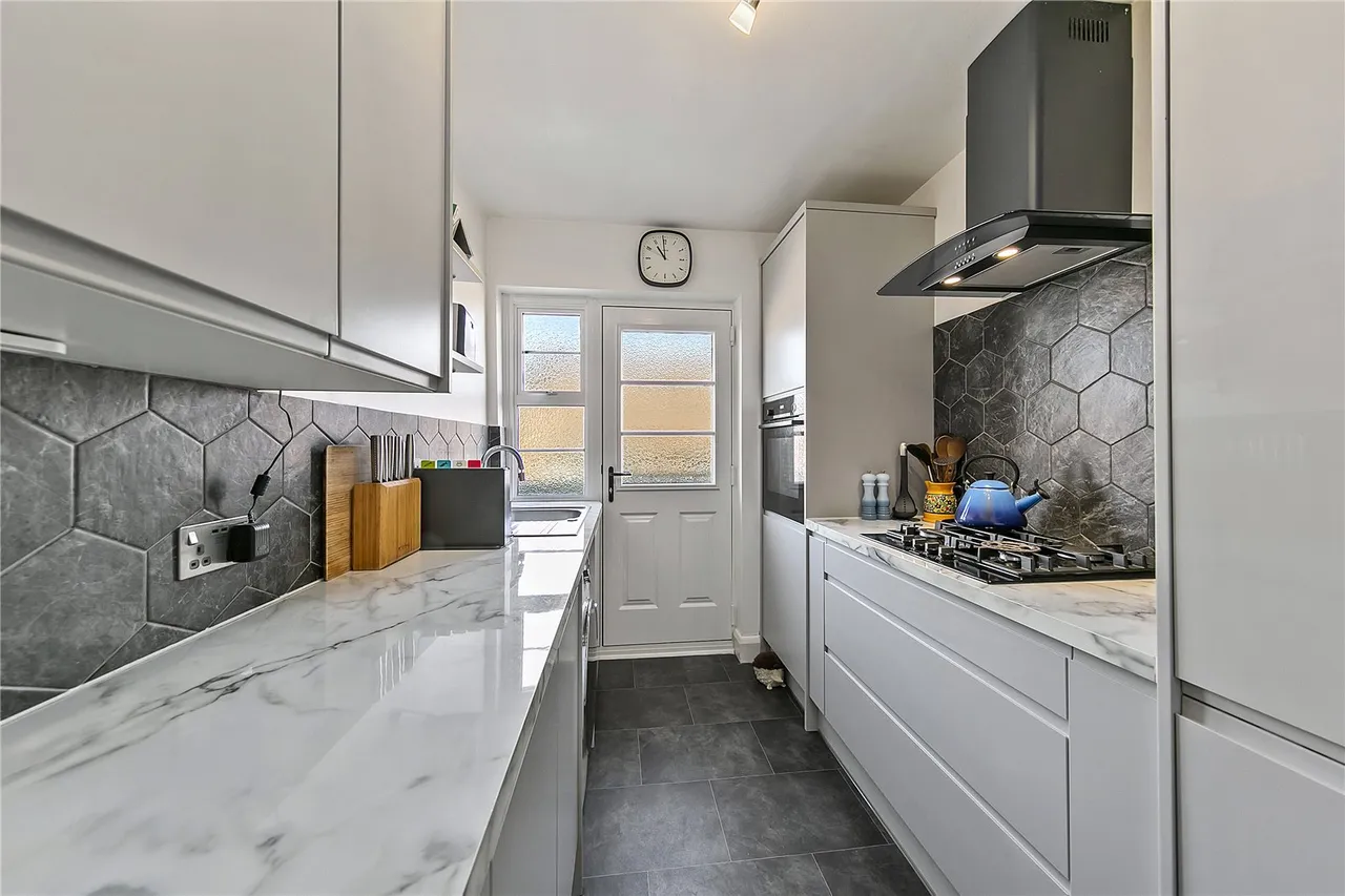 Upper Richmond Road West, SW14, photo 4