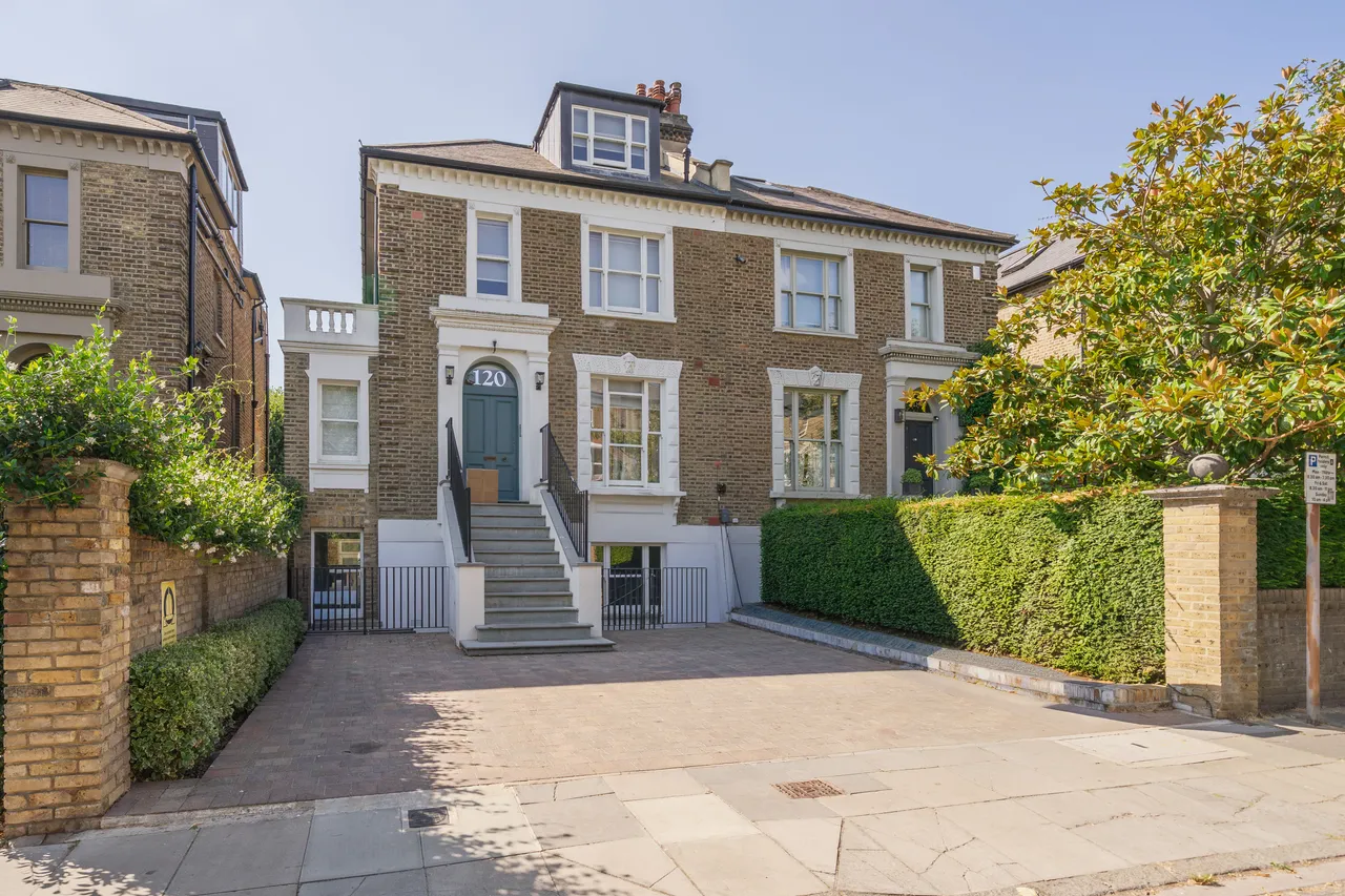 3 bed flat for sale — The Grove, Ealing, W5