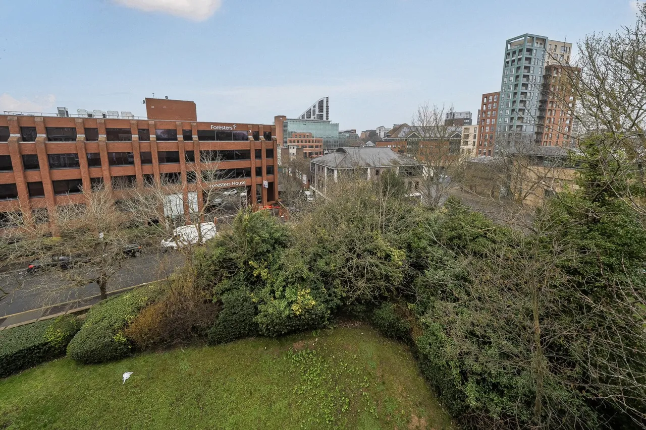 Wheeler Place, BR2, photo 17