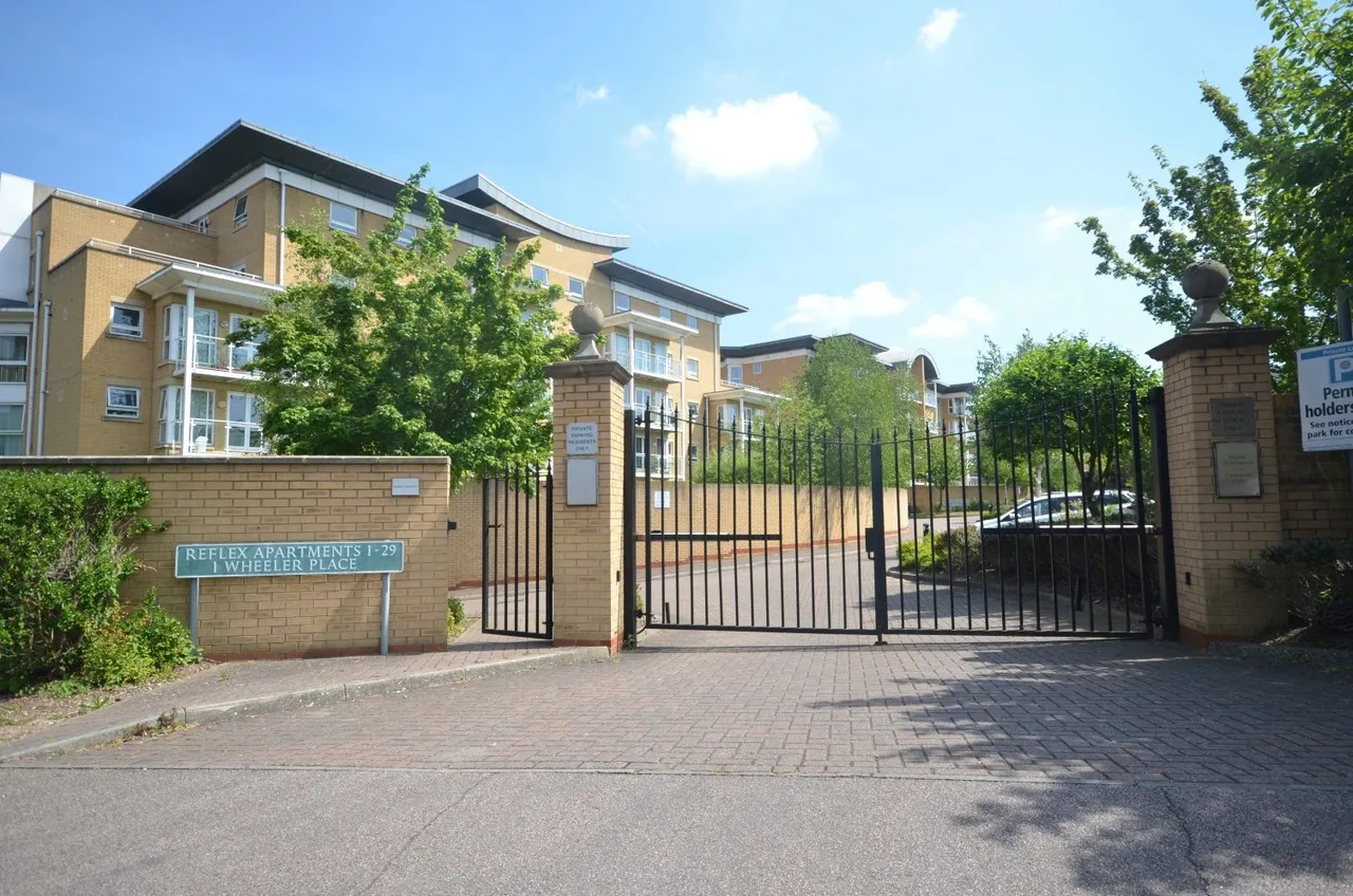 2 bed flat for sale — Wheeler Place, BR2