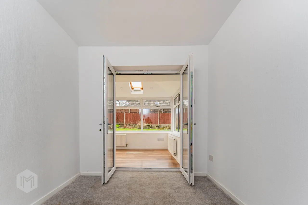 Longsight Road, Greenmount, Bury, BL8 4DB, photo 12