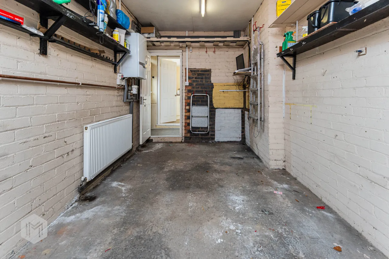 Longsight Road, Greenmount, Bury, BL8 4DB, photo 18