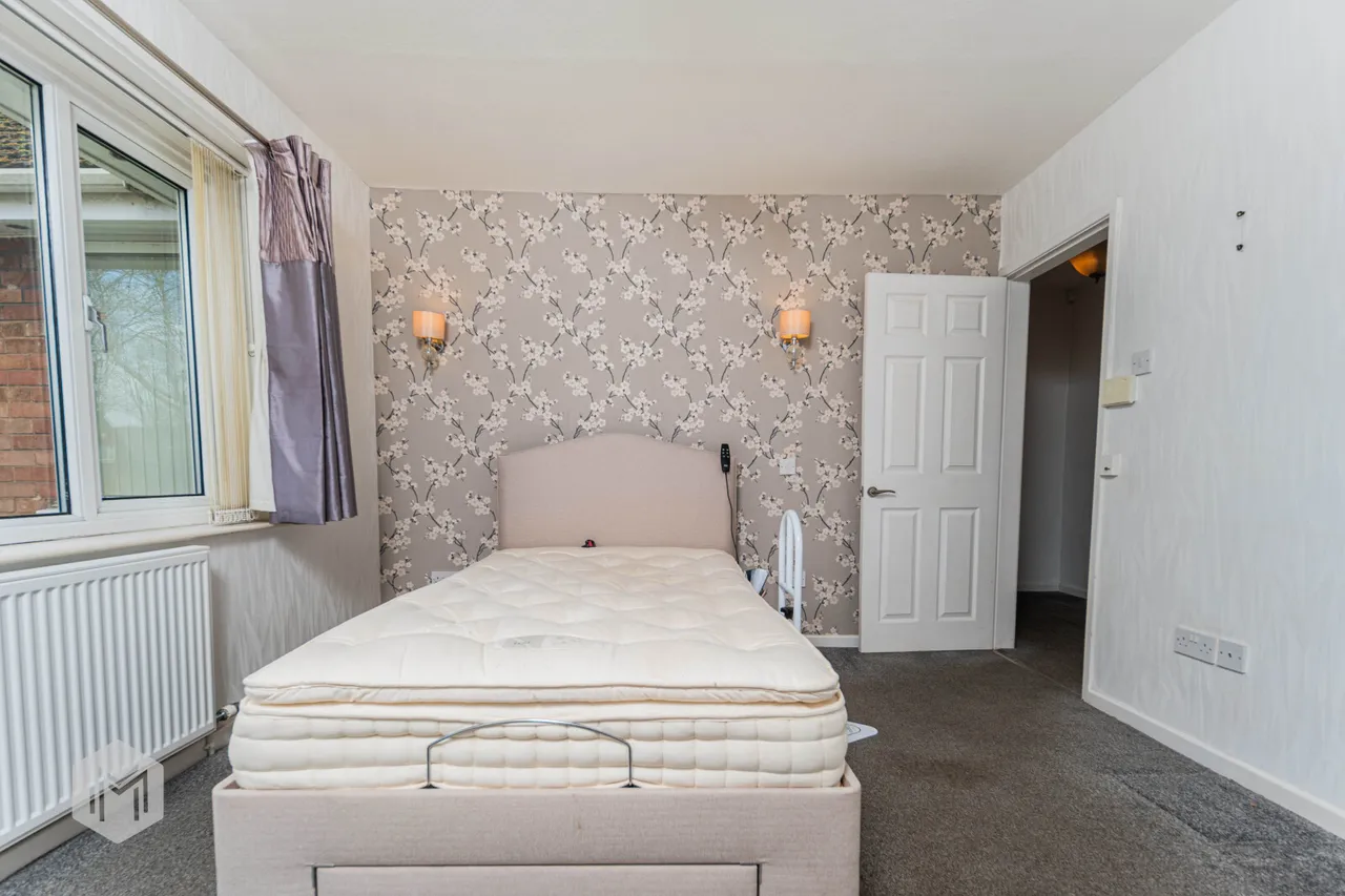 Longsight Road, Greenmount, Bury, BL8 4DB, photo 13