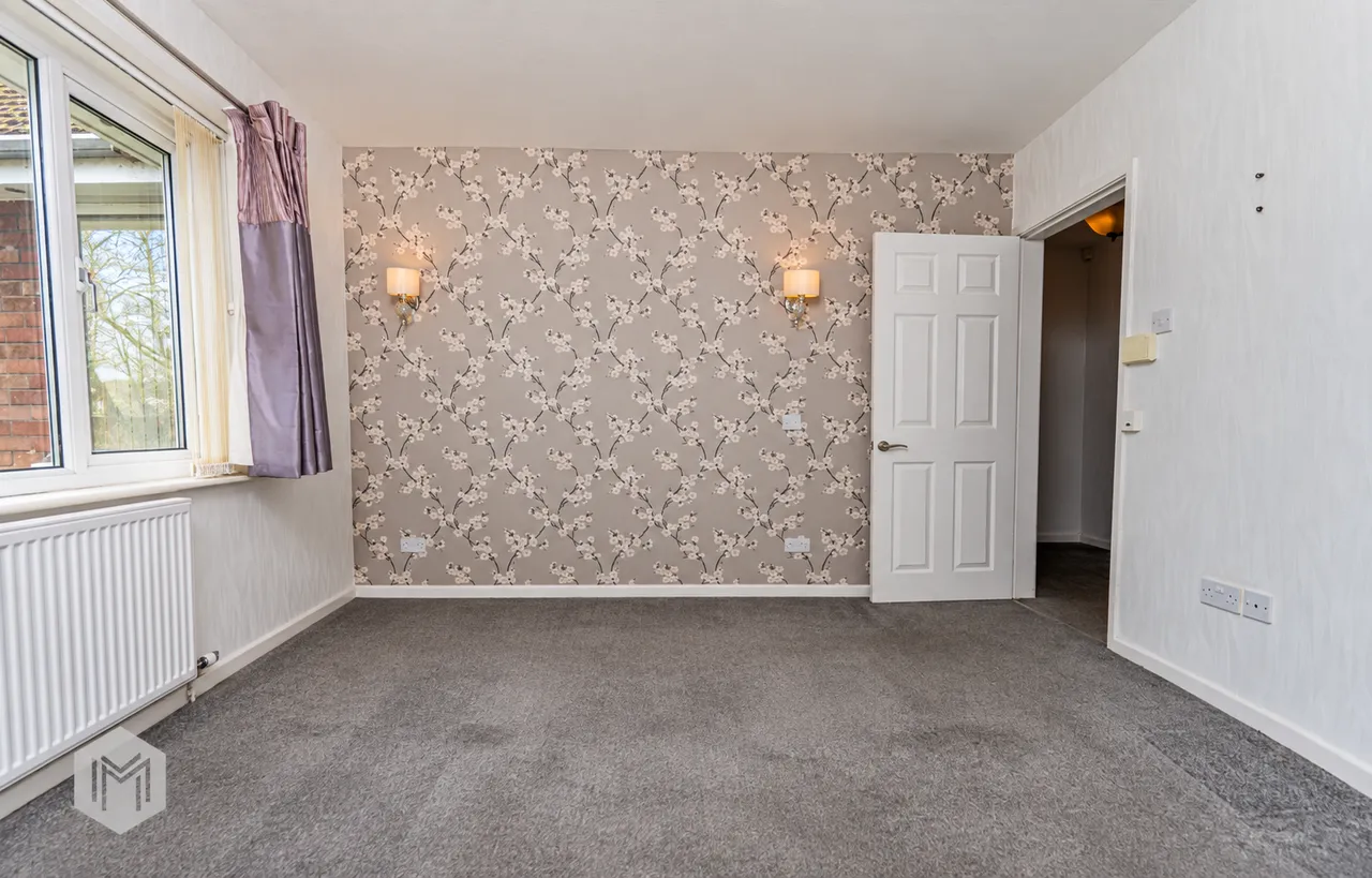 Longsight Road, Greenmount, BL8, photo 12