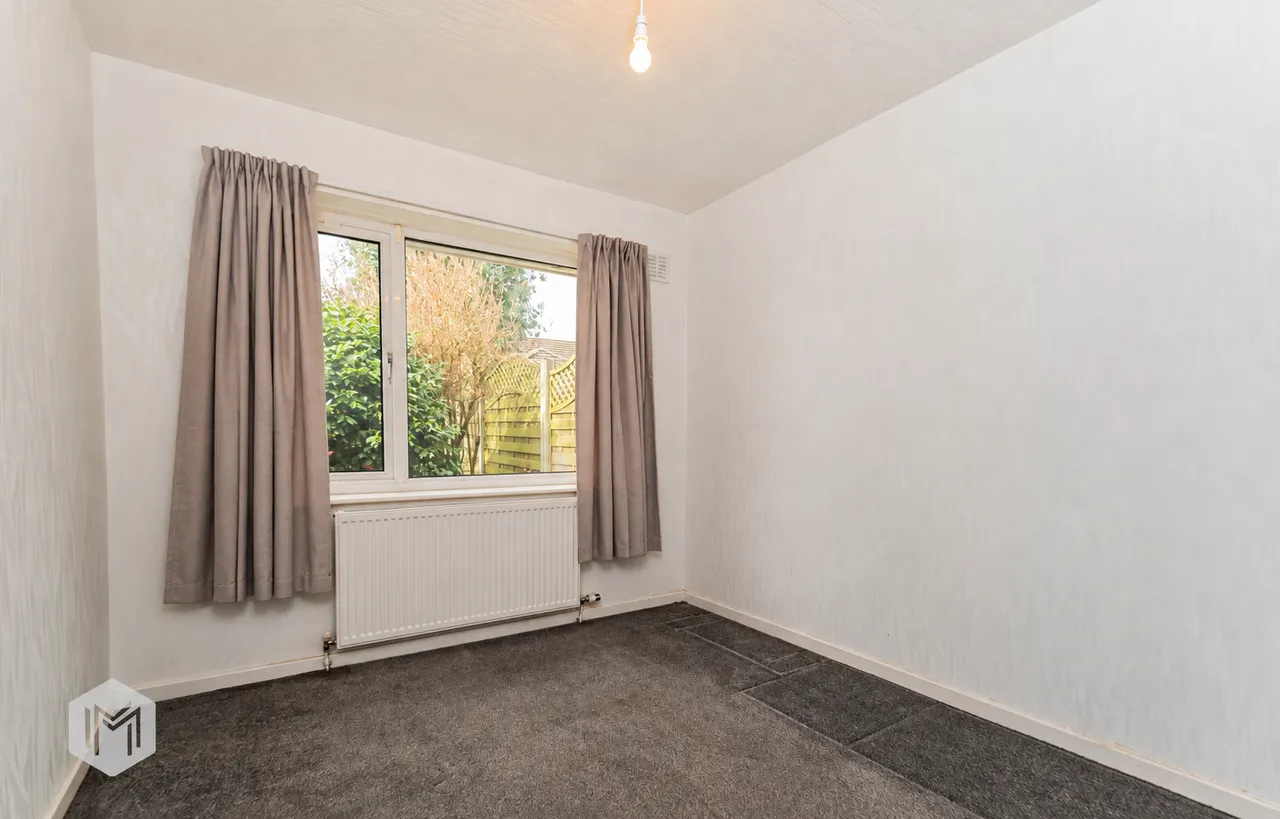 Longsight Road, Greenmount, BL8, photo 11