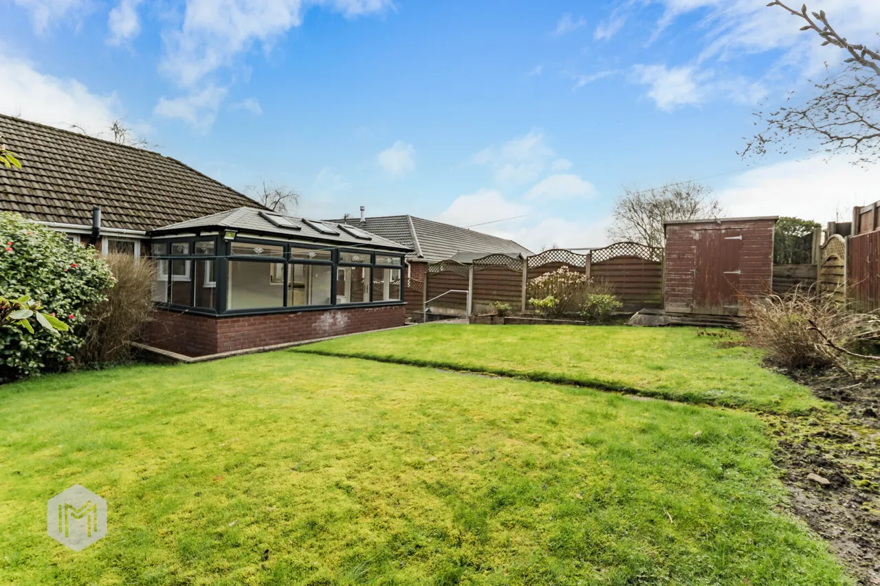 Longsight Road, Greenmount, Bury, BL8 4DB, photo 4