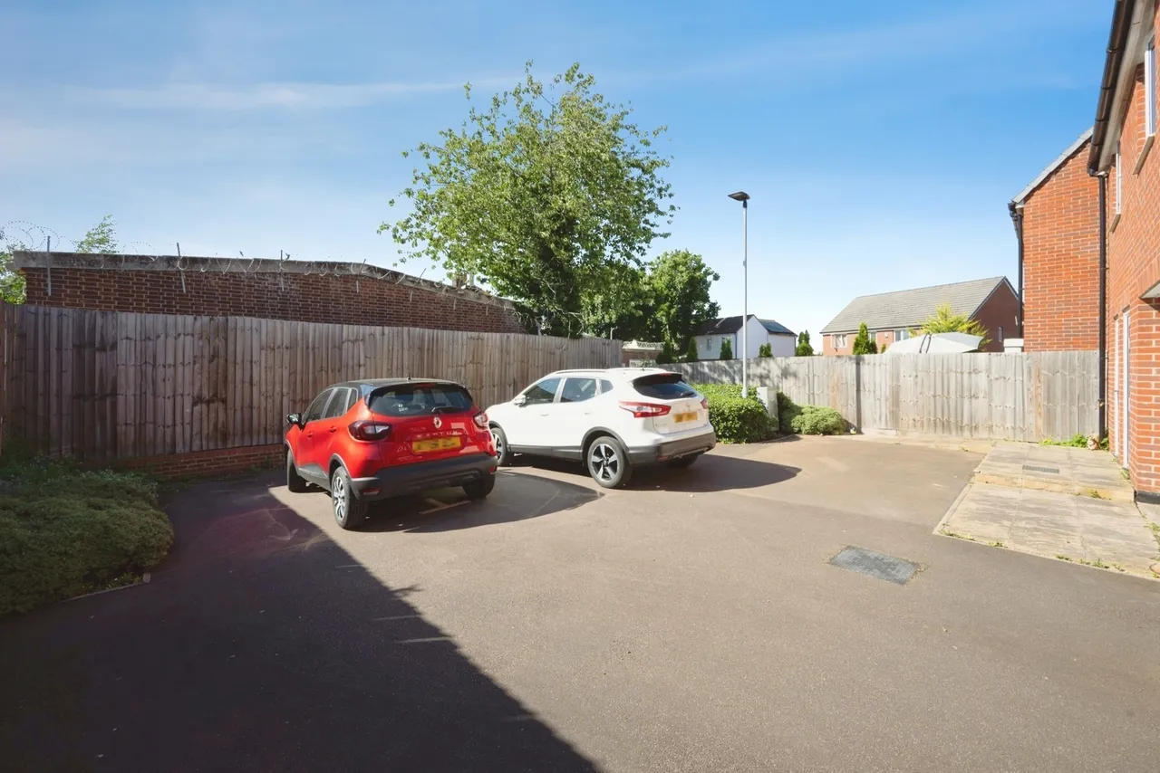 Willow Road, Bedford, Bedfordshire, MK42, photo 11