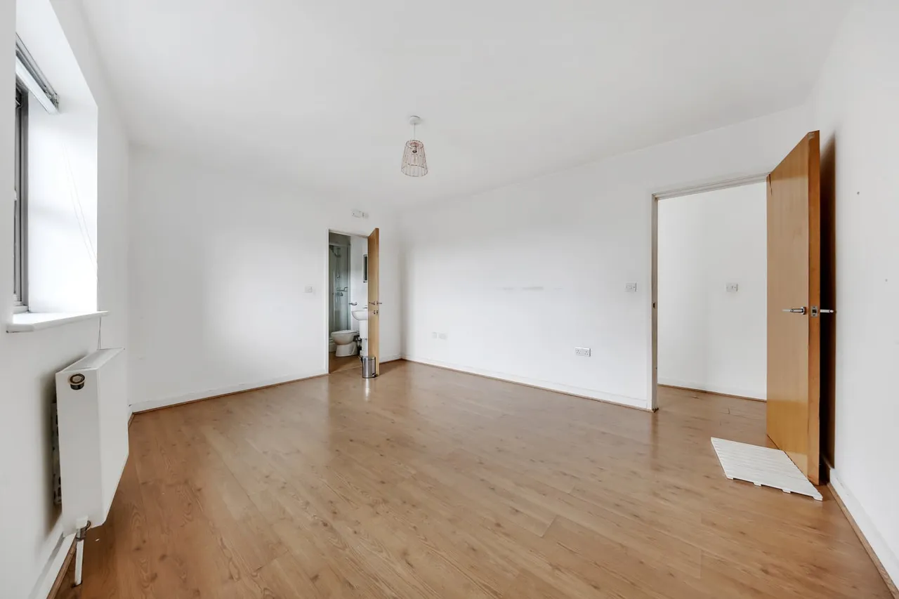 Flat 4, 228 Balaam Street, London, E13 8RA, photo 11